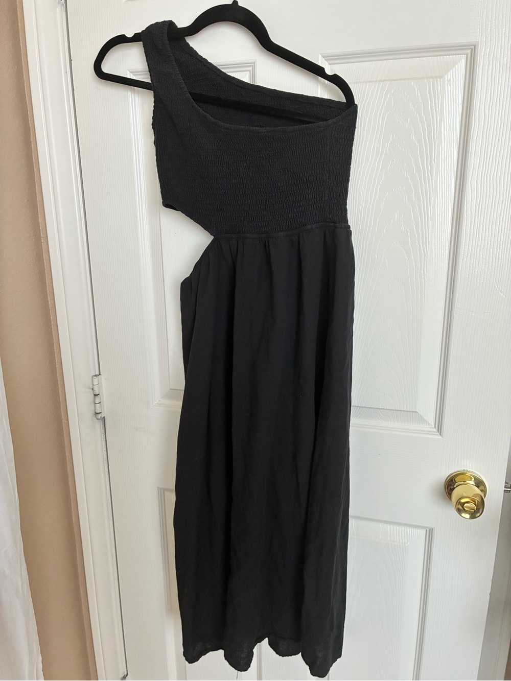Women’s Black One-Shoulder Midi Dress